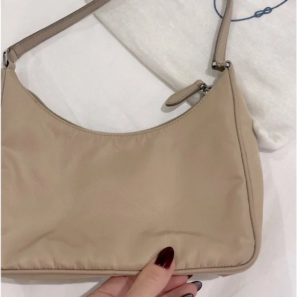 PRADA Real-edition 2005 Nylon Mini Bag - Picture 4 of 12